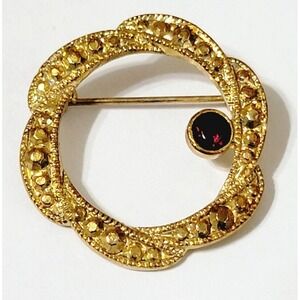 Simple Vintage Gold Tone Round Textured with Garnet Red Rhinestone Brooch/Pin
